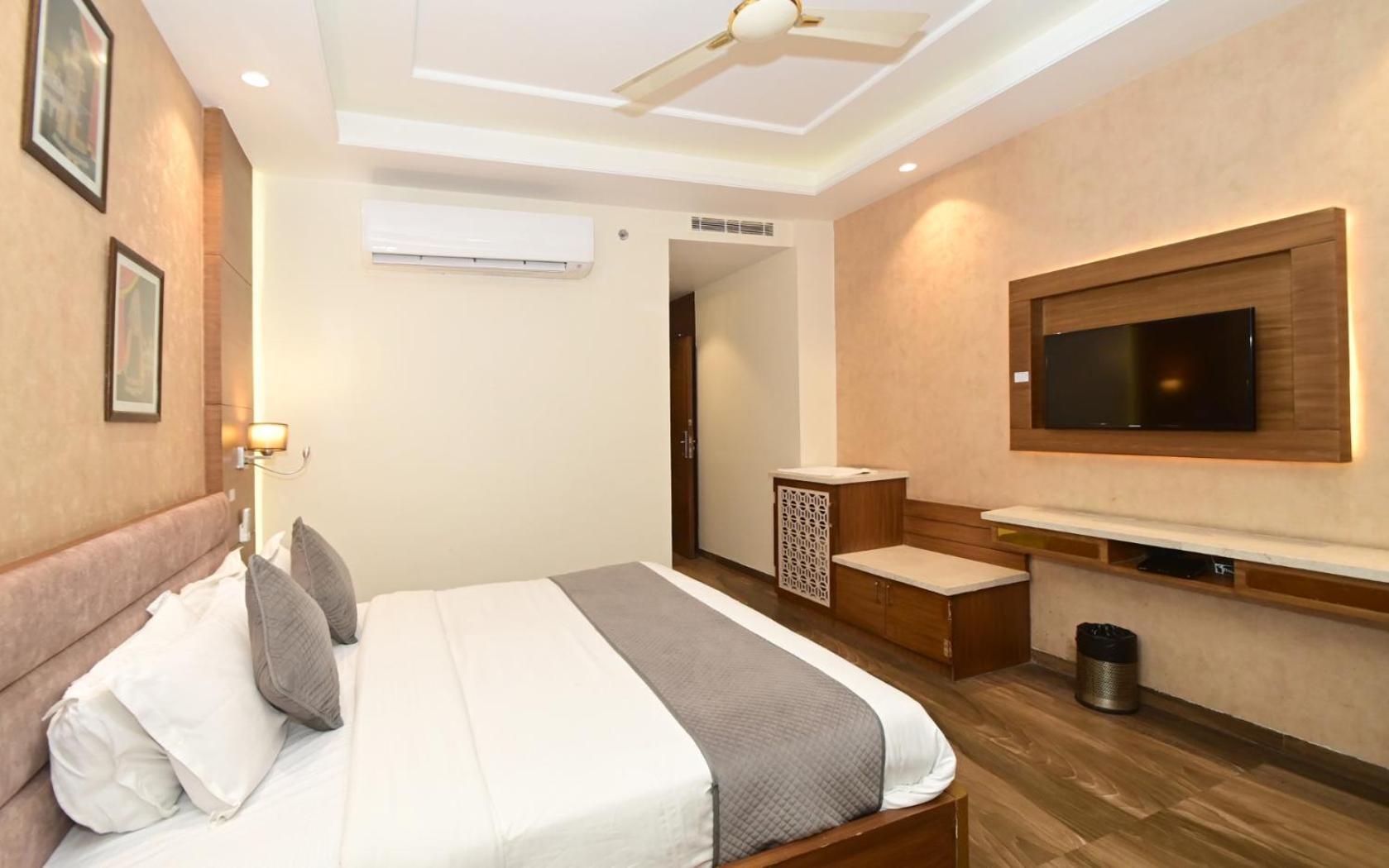 Hotel Rr 62-Jaipur City Centre Hotel Luaran gambar