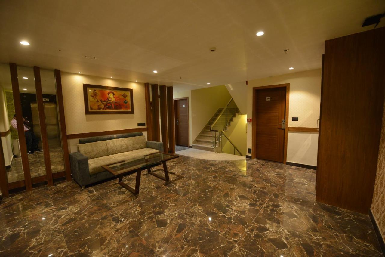 Hotel Rr 62-Jaipur City Centre Hotel Luaran gambar