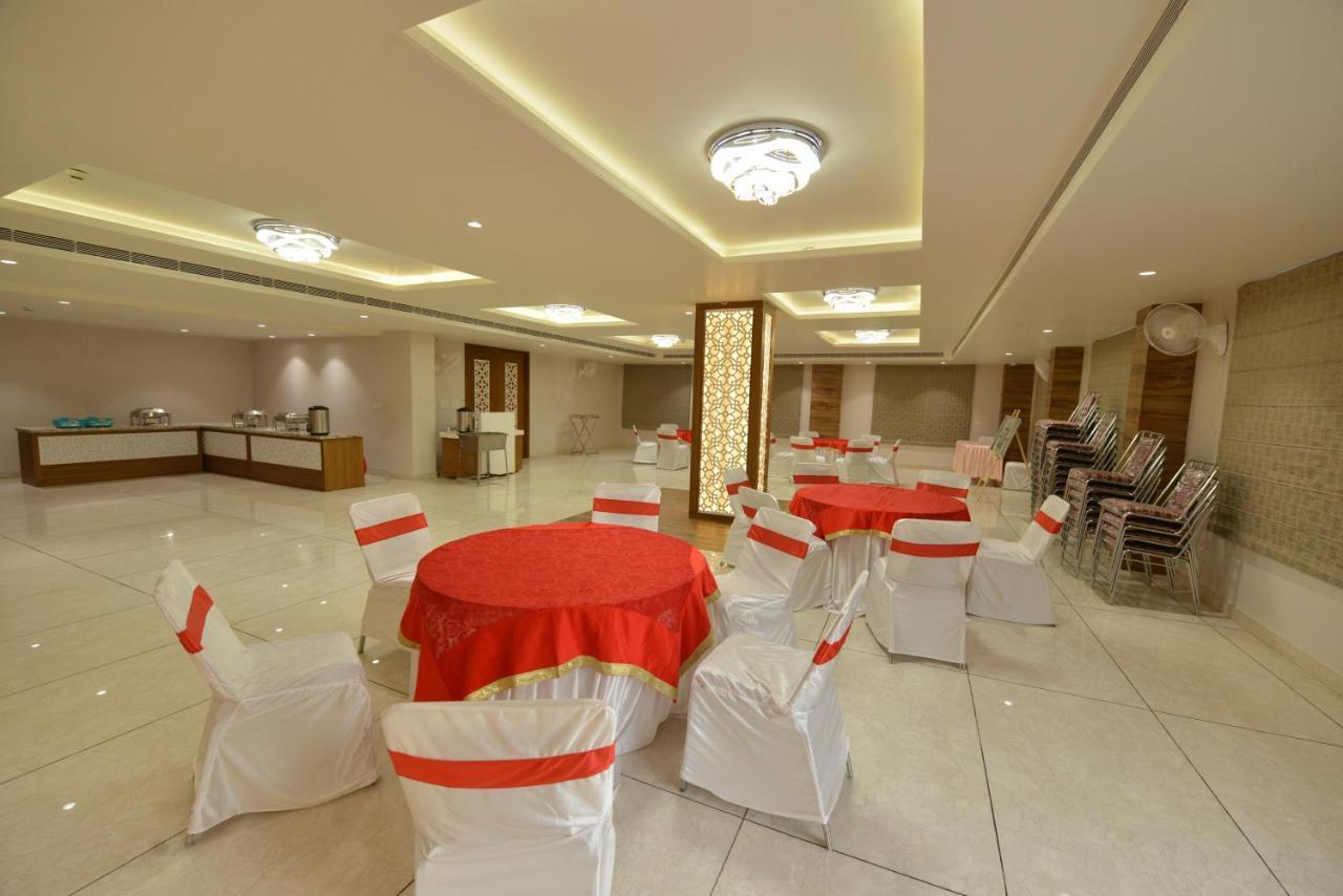 Hotel Rr 62-Jaipur City Centre Hotel Luaran gambar